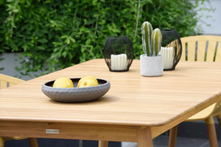 Nassau rectangular table